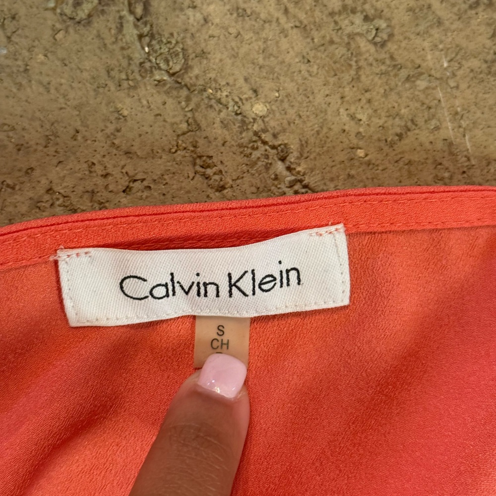Calvin Klein Coral Women's Top - Picture 4 of 4